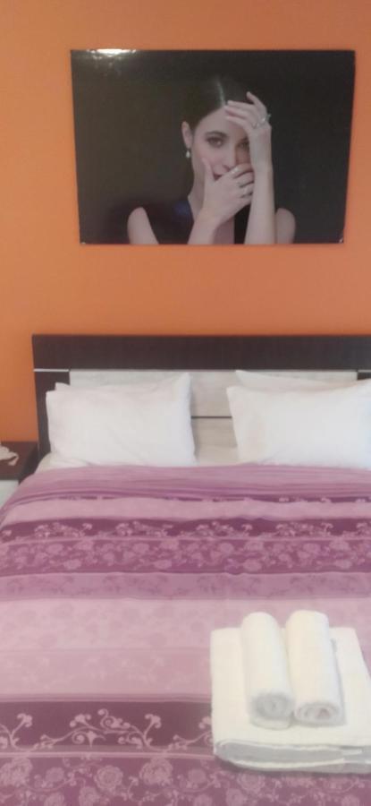 Cozy House 3 Apartment วราฮาติ ภายนอก รูปภาพ